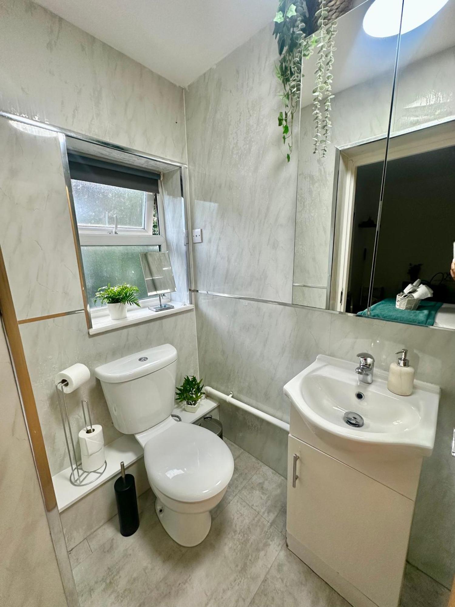 The Green Luxe En-Suite In Stratford London Ngoại thất bức ảnh